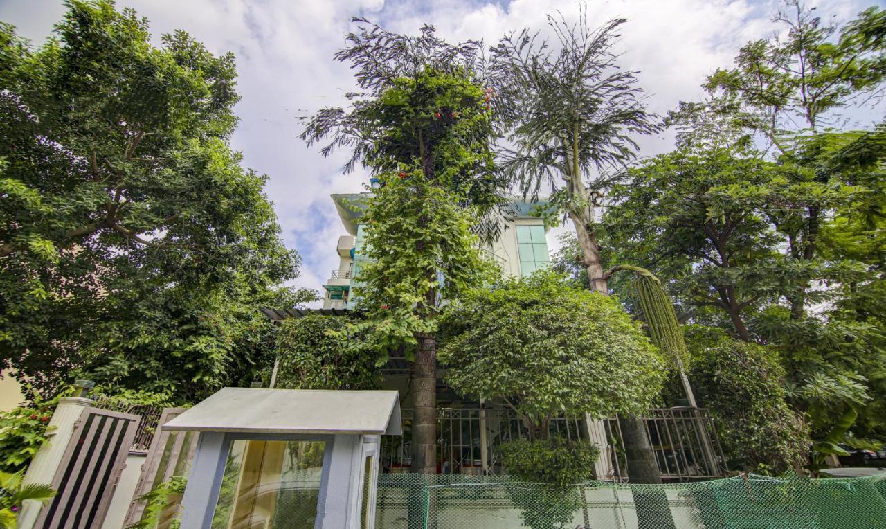 Treebo Mall View, Dlf Phase II คูร์เคาน์ ภายนอก รูปภาพ